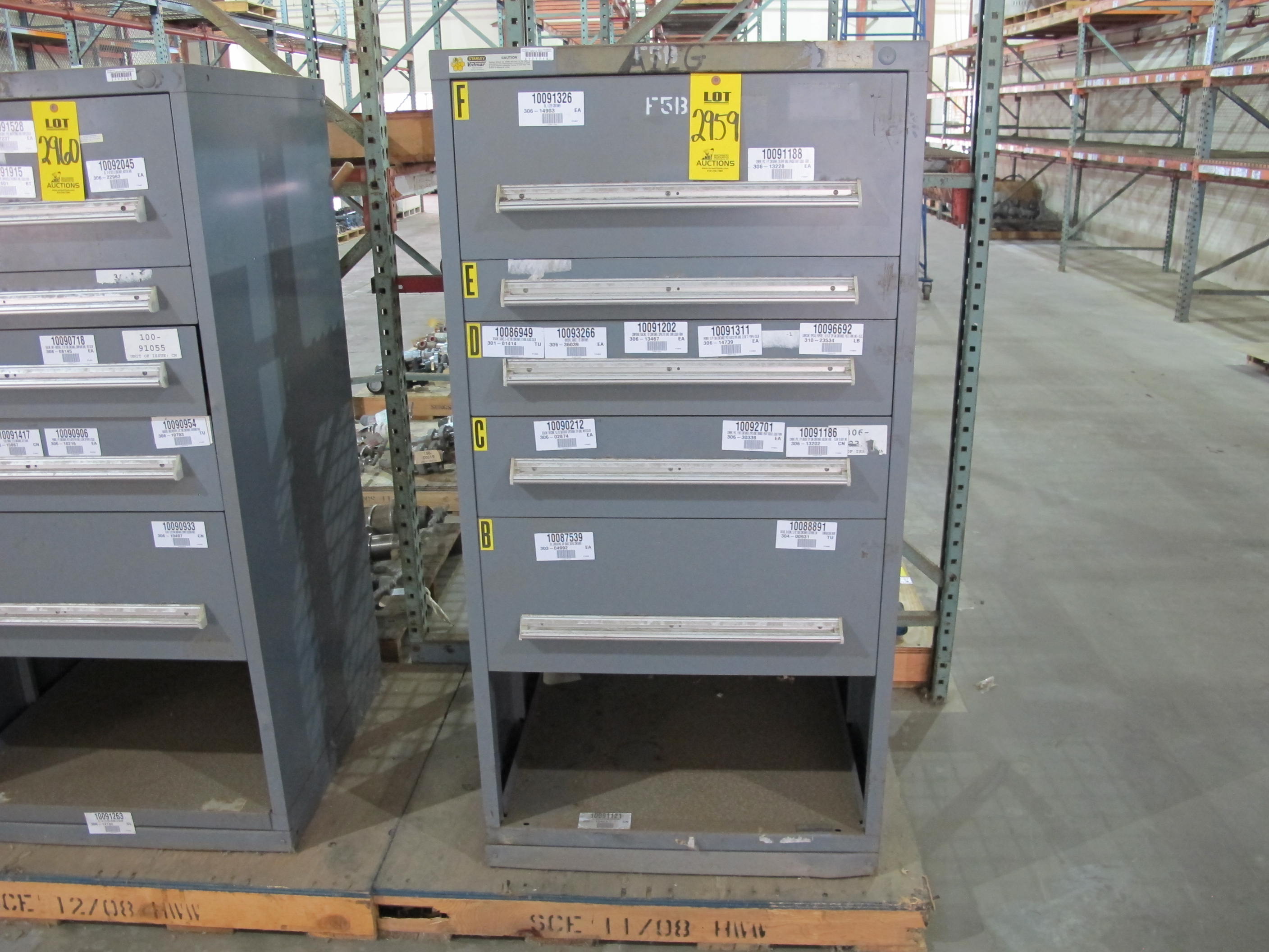 STANLEY VIDMAR HEAVY DUTY 5-DRAWER PARTS CABINET W/ CONTENTS (W-51) LOADING & HANDLING FEE $25-